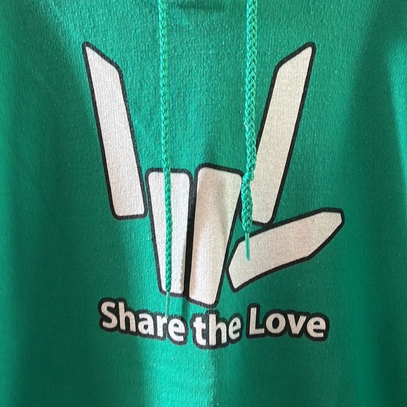 Hanes, Men’s medium, Share the Love, Green, Hoodie. - Picture 2 of 5